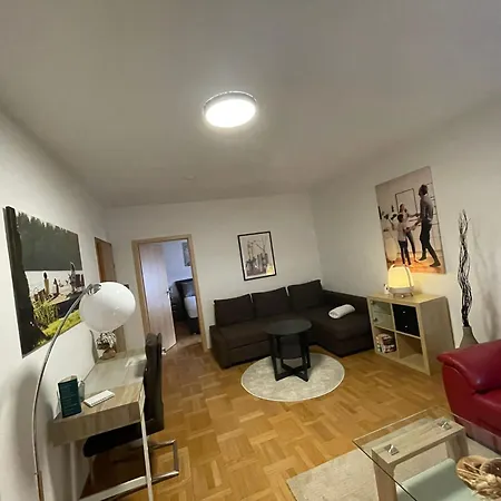 Attraktive In 35606 Solms, Wellness Exklusiv Im Benachbarten Apartmán