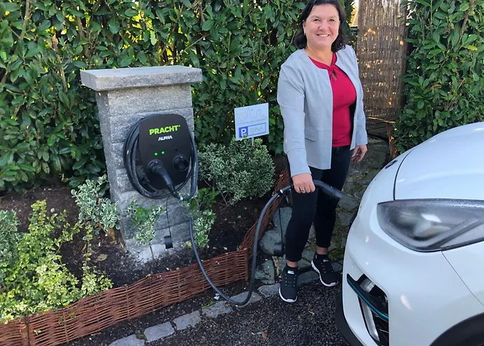 Appartement Attraktive In 35606 Solms, Wellness Exklusiv Im Benachbarten *